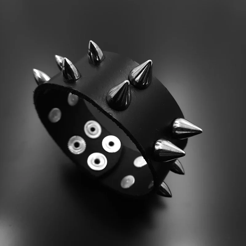 2 Sıra Spike Bileklik 003