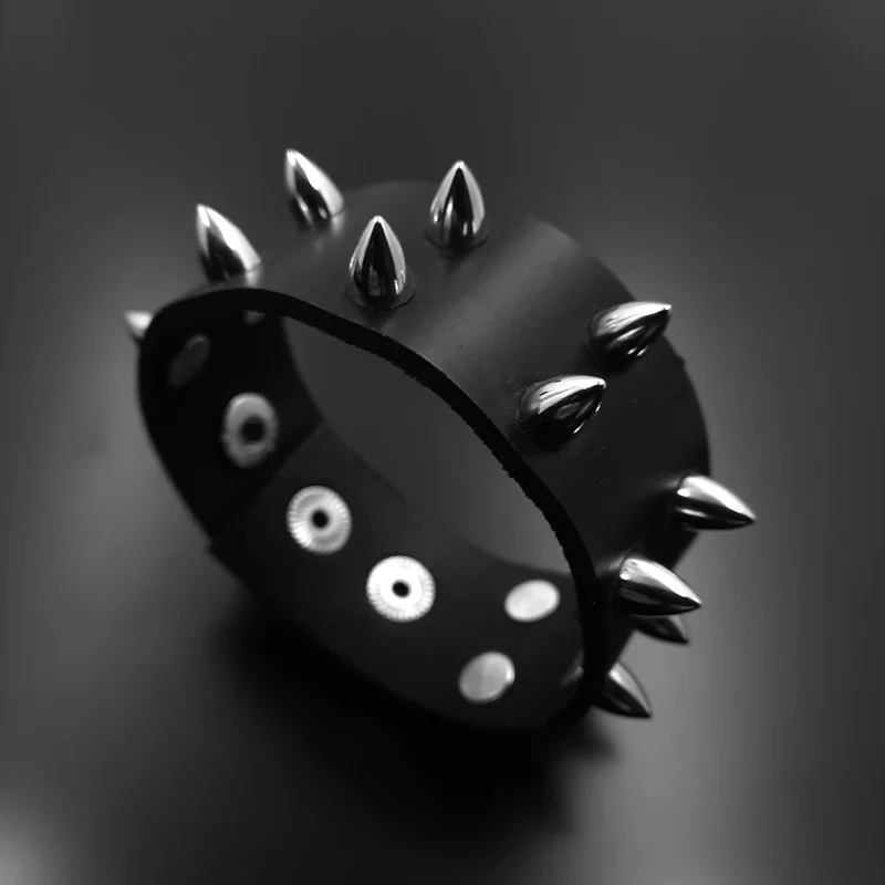 2 Sıra Spike Bileklik 004