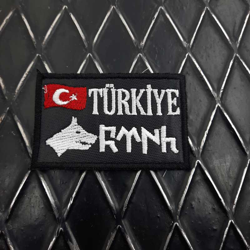 Göktürkçe Türk Bayrağı