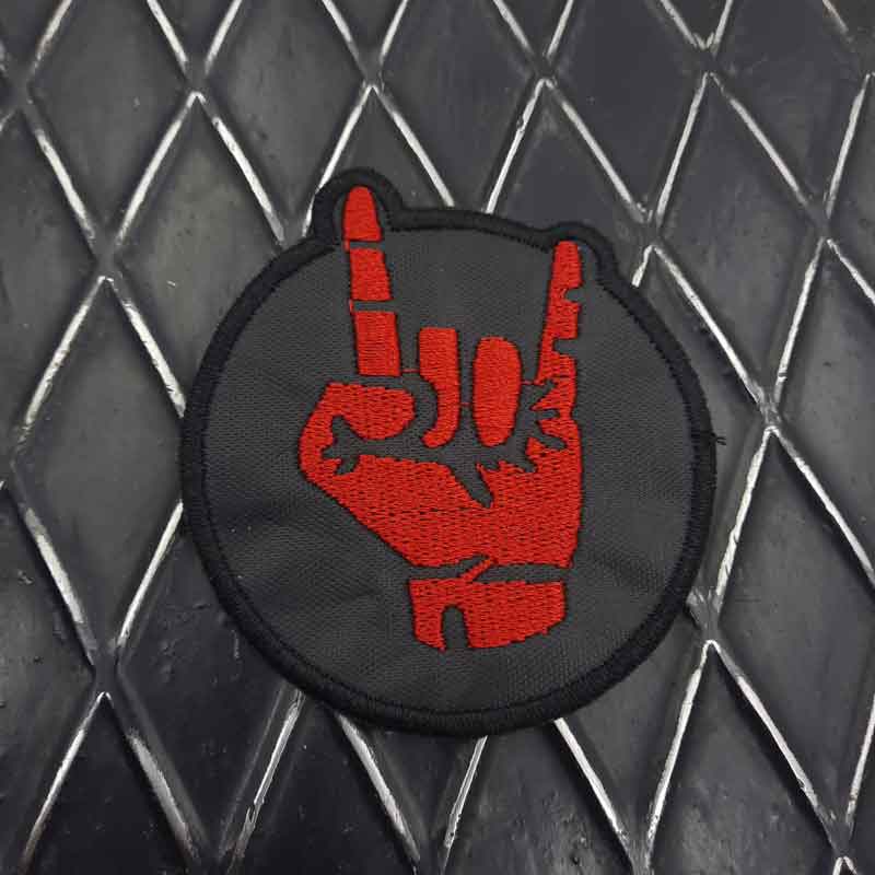 Heavy Metal İşareti